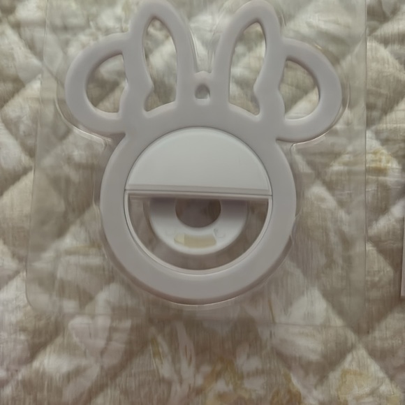 New! Mickey and Friends selfie Ring light! - Picture 6 of 9